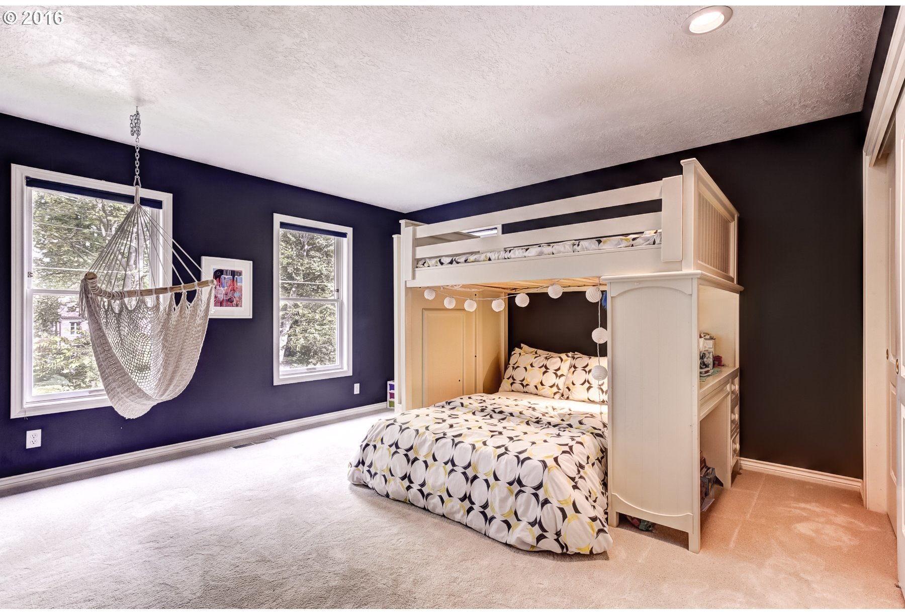 11511 Southwest Riverwood Road Portland, OR 97219 - Photo 23 of 32 Gallery Image 23