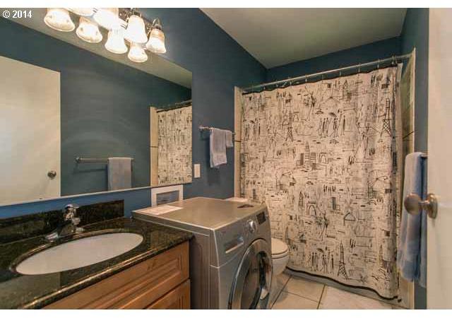 7536 Southwest Barnes Road, Unit B Portland, OR 97225 - Photo 5 of 16 Gallery Image 5
