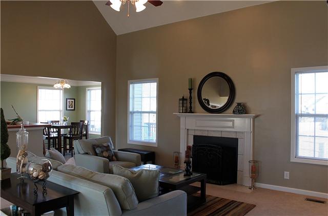736 Winding Bluff Way Clarksville, TN 37040 - Photo 5 of 16 Spacious Great Room with Vaulted Ceiling and Warm Fireplace