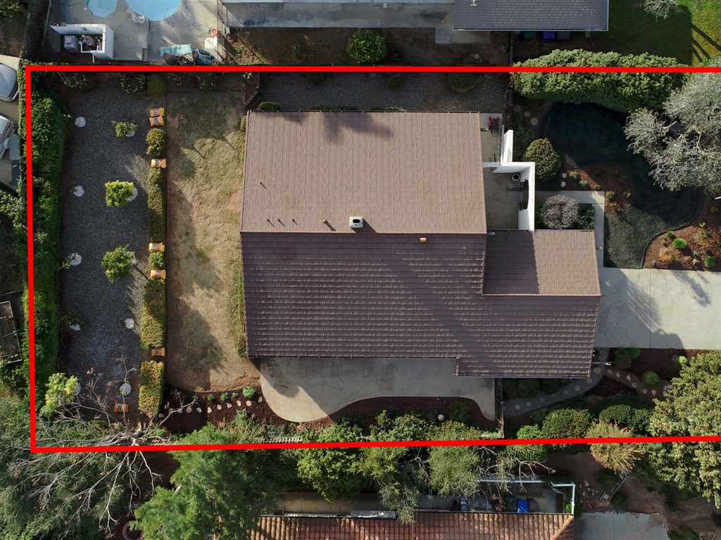 2825 Oaktree Way Fallbrook, CA 92028 - Photo 8 of 25 Gallery Image 8