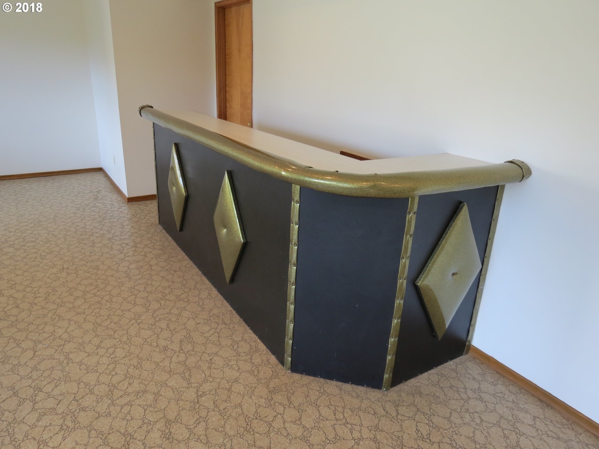 2265 Southwest Roxbury Avenue Portland, OR 97225 - Photo 24 of 29 Gallery Image 24