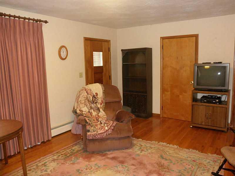 680 Bonniebrook Road Butler, PA 16002 - Photo 5 of 16