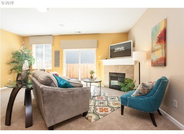 12208 Southwest Versailles Road Portland, OR 97224 - Photo 7 of 13 Gallery Image 7