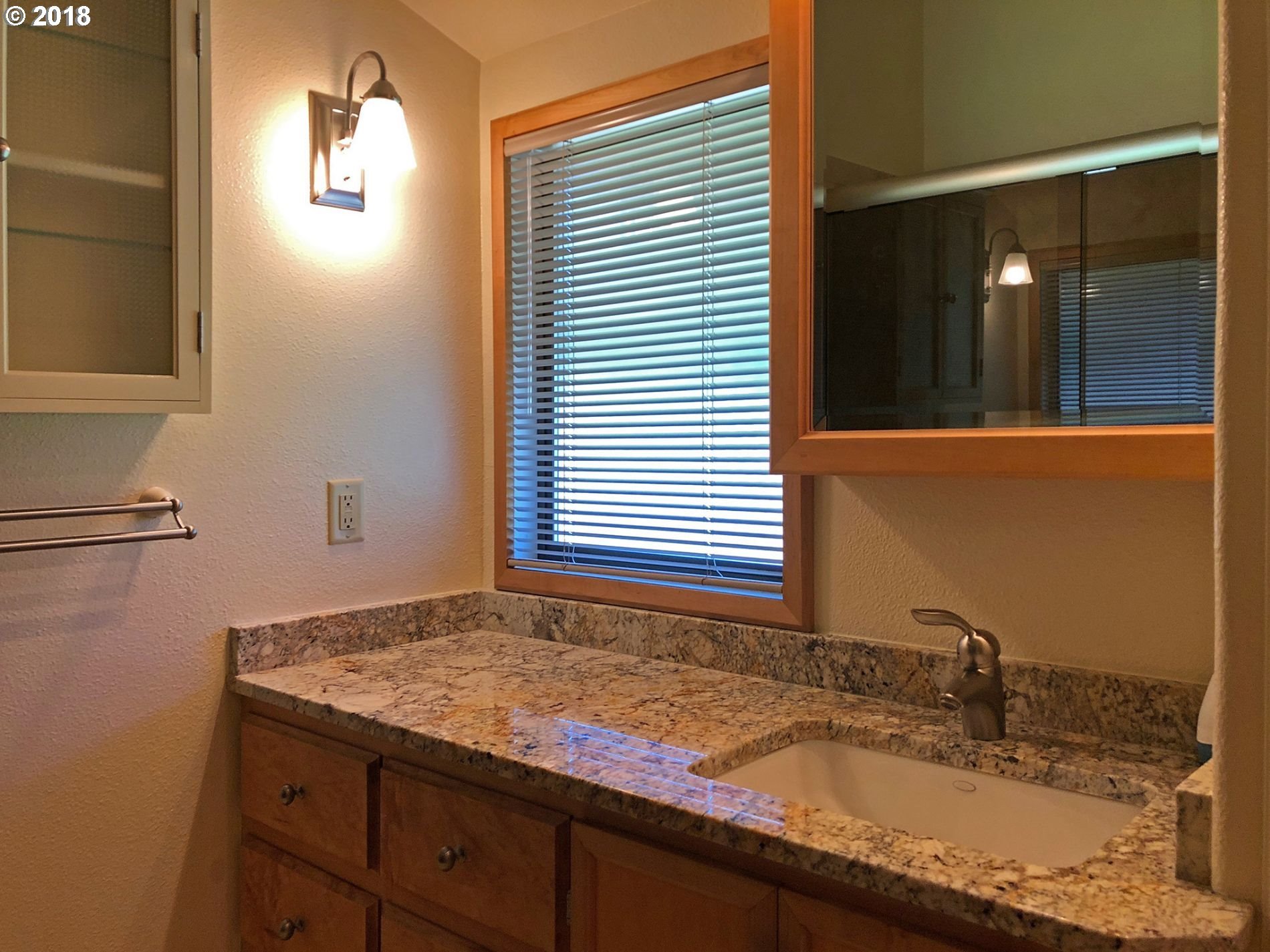2257 Ridgeway Drive Eugene, OR 97401 - Photo 27 of 32 Gallery Image 27
