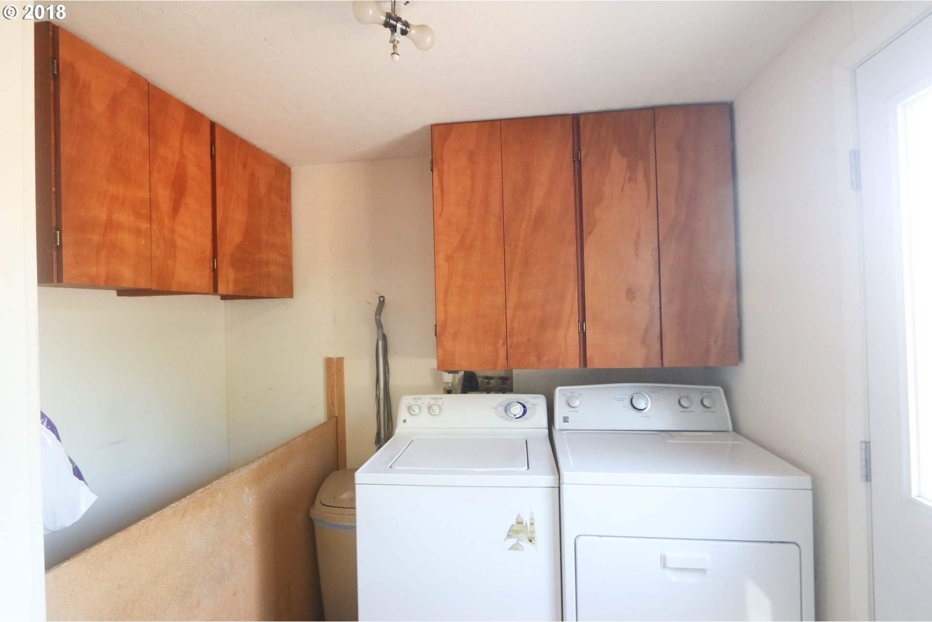 222 58th Street Springfield, OR 97478 - Photo 18 of 21