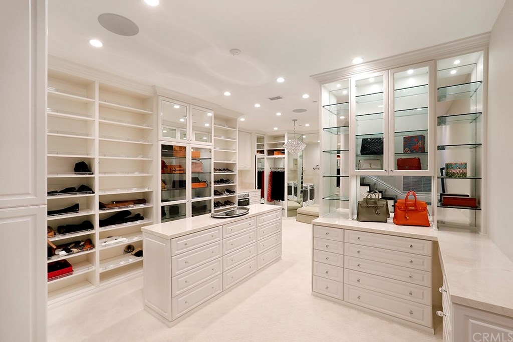 4521 Roxbury Road Corona del Mar, CA 92625 - Photo 19 of 40