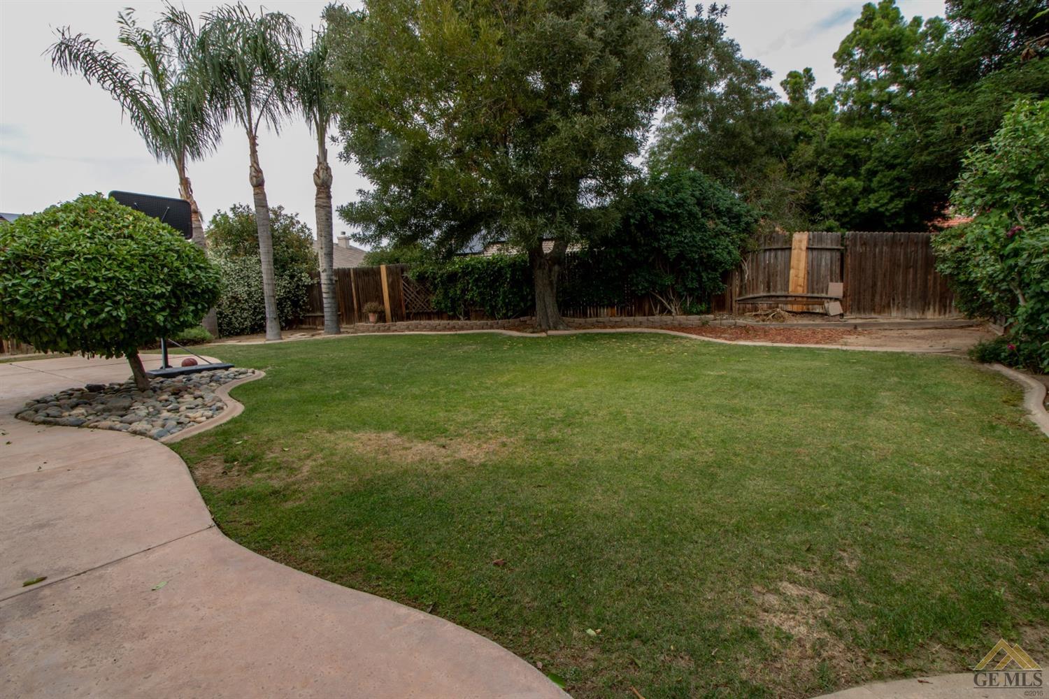 5218 Port Drive Bakersfield, CA 93312 - Photo 14 of 21