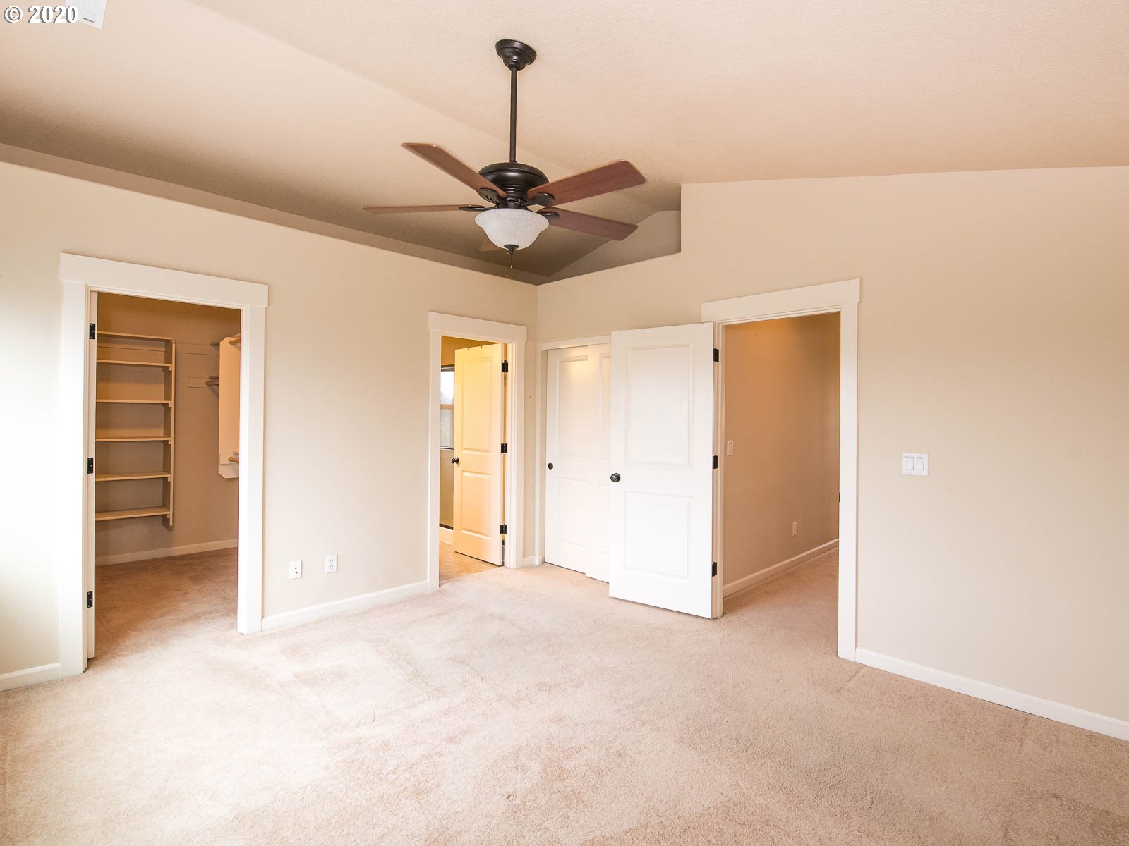 705 Northeast Jackson Street Hillsboro, OR 97124 - Photo 16 of 28