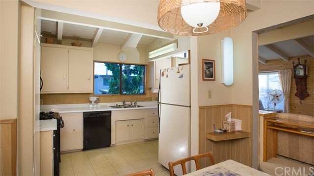 831 Duncan Place Manhattan Beach, CA 90266 - Photo 6 of 14