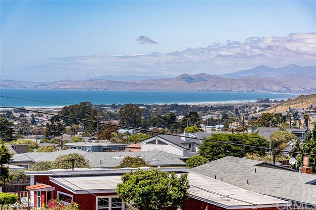 444 Kings Avenue Morro Bay, CA 93442 - Photo 7 of 38