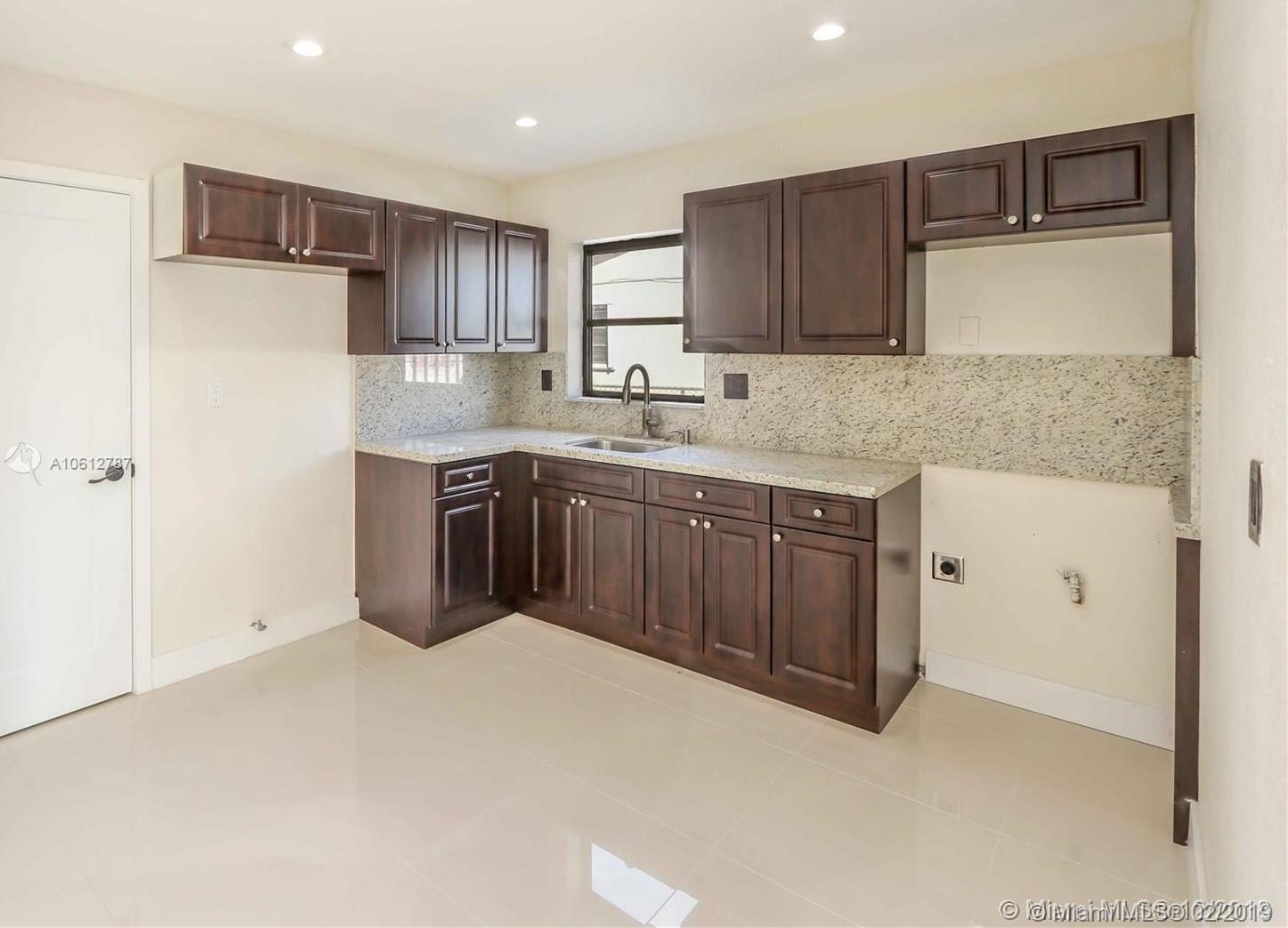 4634 Southwest 127th Place Miami, FL 33175 - Photo 10 of 23