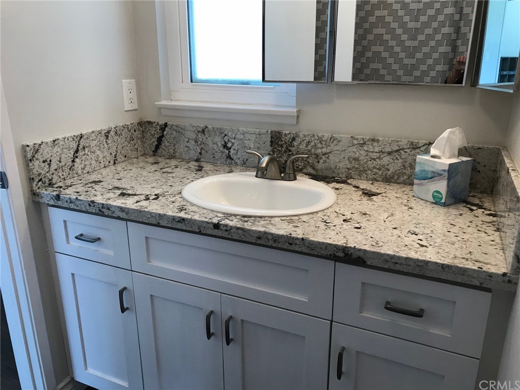 3132 Samoa Place Costa Mesa, CA 92626 - Photo 8 of 17