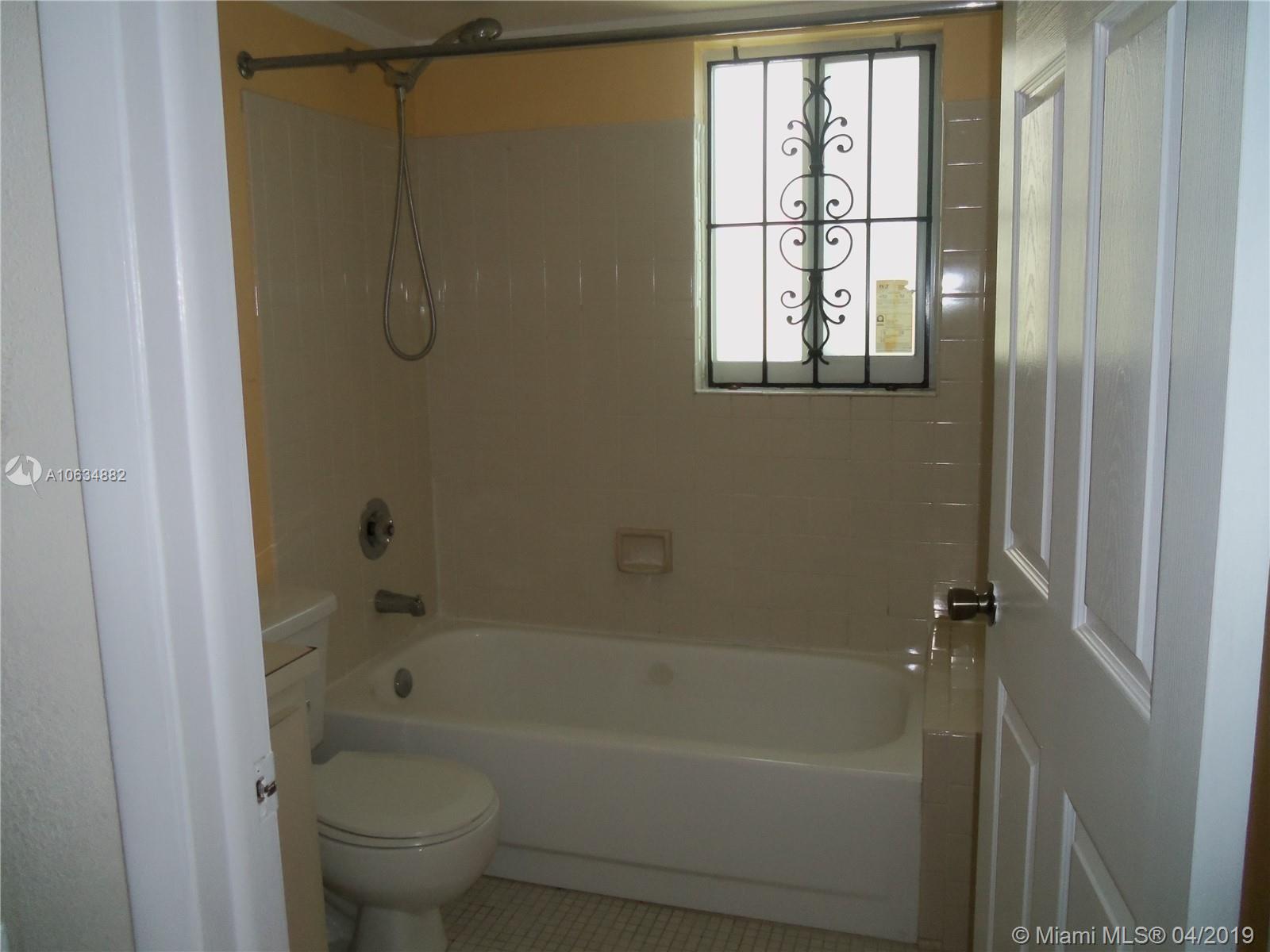1920 Northwest 119th Street, Unit 604 Miami, FL 33167 - Photo 10 of 13