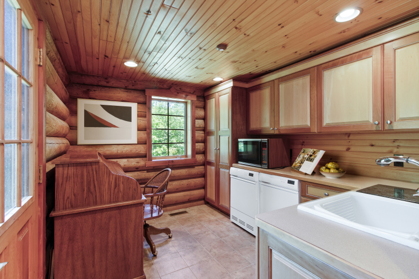 84 Twin Boulder Drive Diamond Point, NY 12845 - Photo 19 of 26