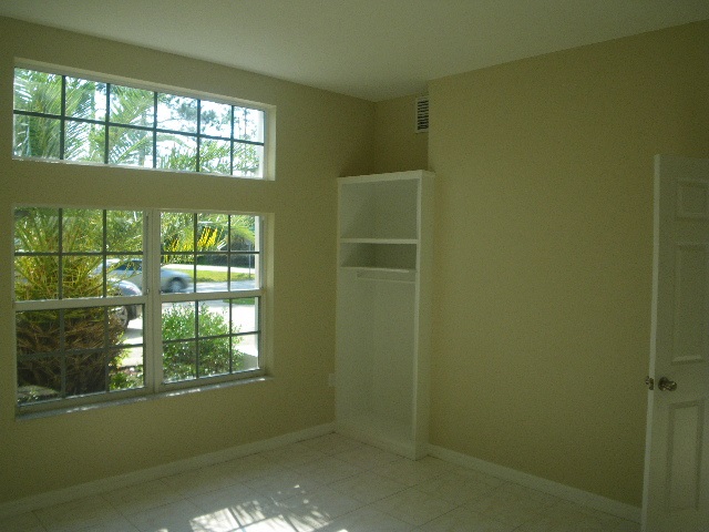 25 Rae Drive Palm Coast, FL 32164 - Photo 10 of 24 Gallery Image 10