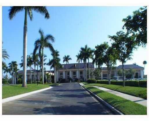 9563 Weldon Circle, Unit 412 Tamarac, FL 33321 - Photo 3 of 5