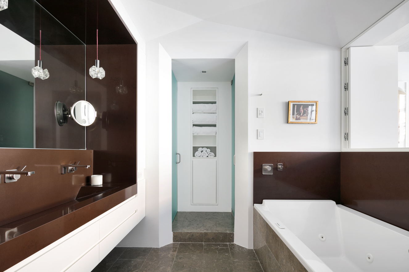 25 North Moore Street, Unit 2A Manhattan, NY 10013 - Photo 9 of 14