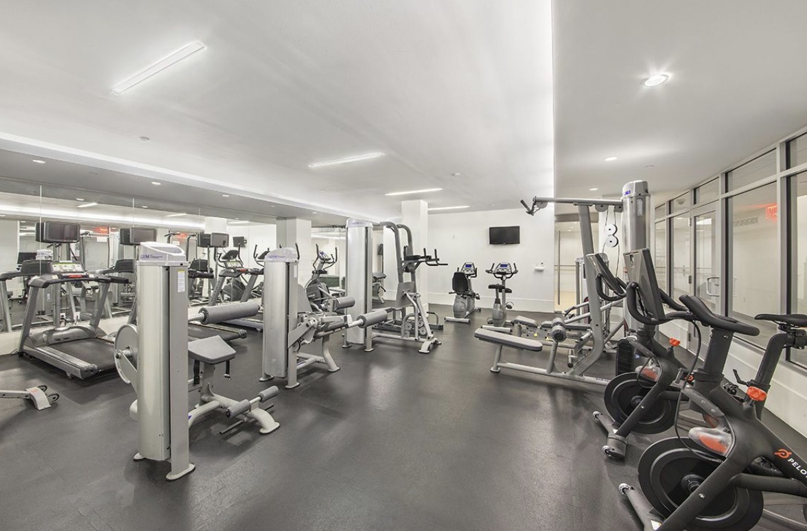 303 East 33rd Street, Unit 2L Manhattan, NY 10016 - Photo 10 of 11