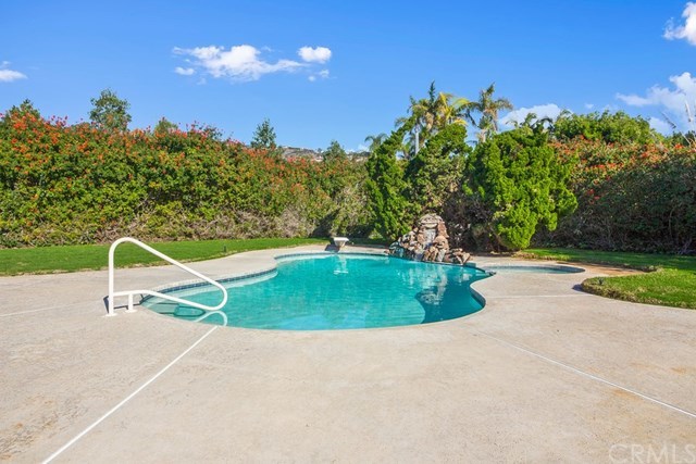 198 Monarch Bay Drive Dana Point, CA 92629 - Photo 4 of 7