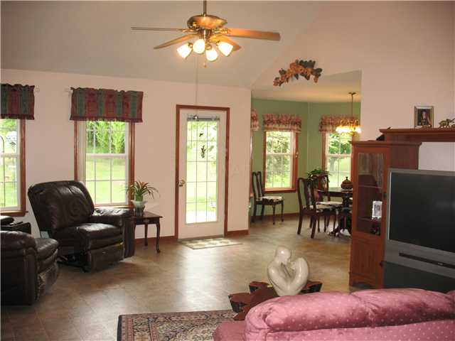 5954 Tracy Road Atoka, TN 38004 - Photo 3 of 23