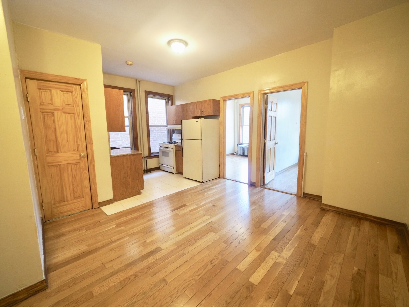 31-18 41st Street, Unit 2R Queens, NY 11103 - Photo 3 of 11