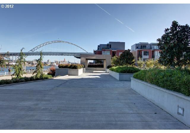 1830 Northwest Riverscape Street, Unit 802 Portland, OR 97209 - Photo 8 of 16 Gallery Image 8