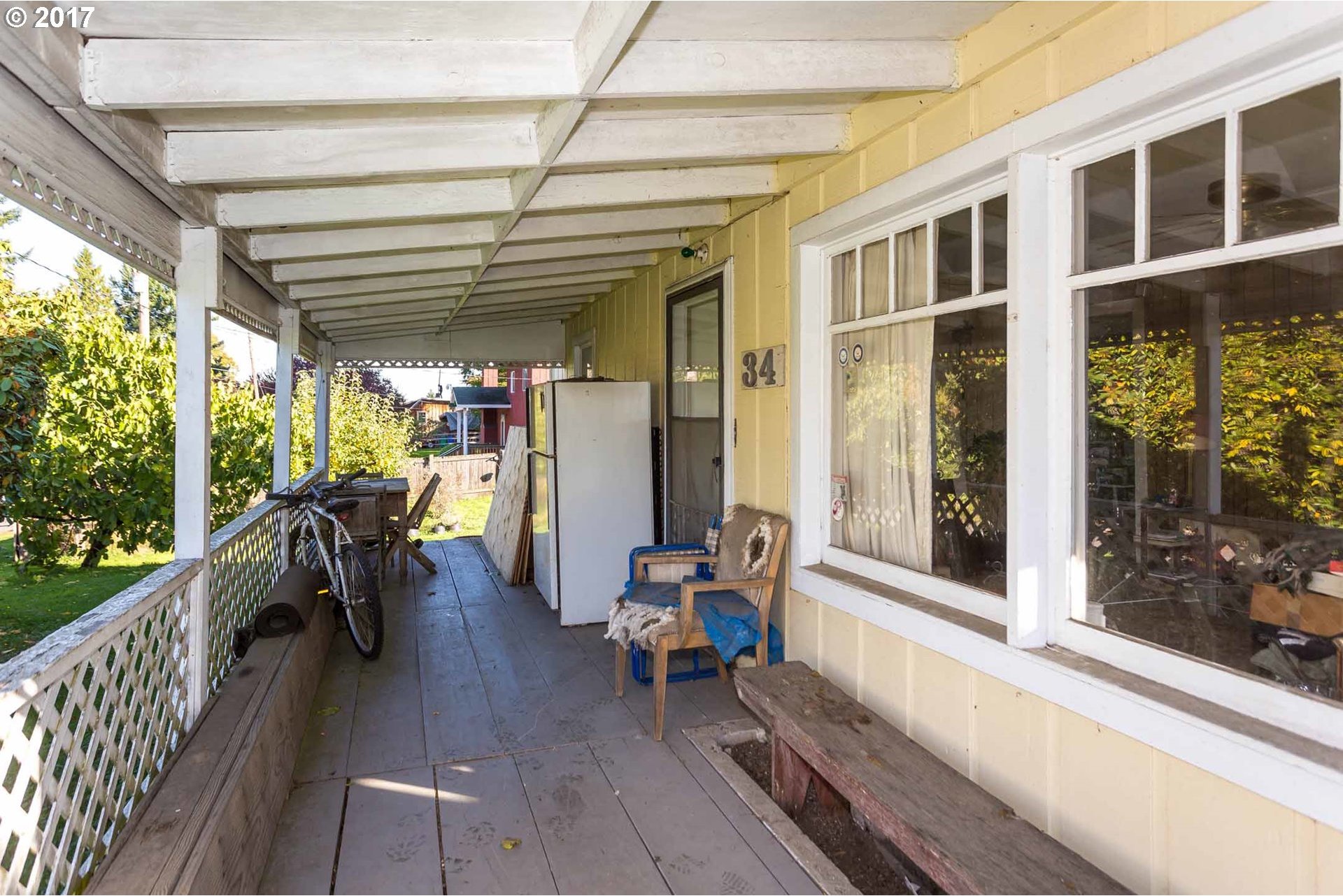 34 Southwest Alice Street Portland, OR 97219 - Photo 15 of 21