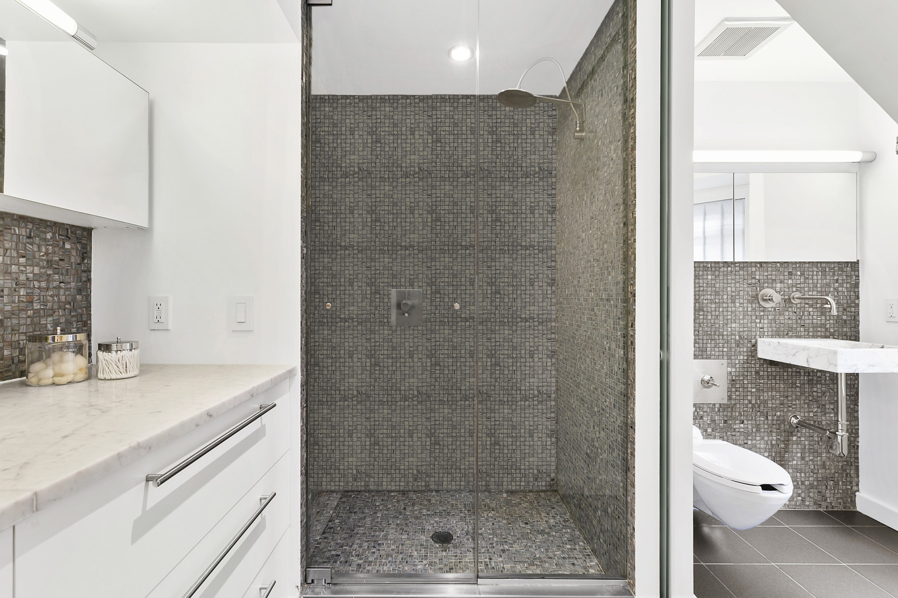 38 West 9th Street, Unit 1 Manhattan, NY 10011 - Photo 6 of 13