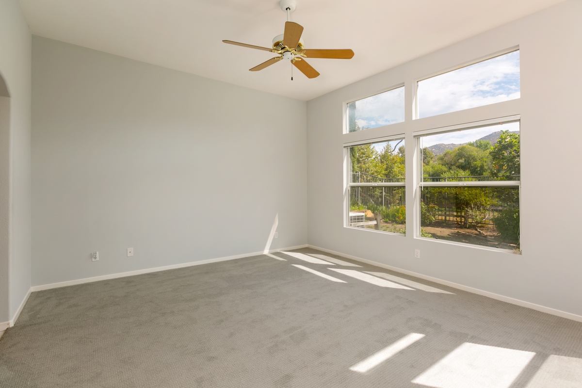 2318 Fallbrook Place Escondido, CA 92027 - Photo 13 of 25