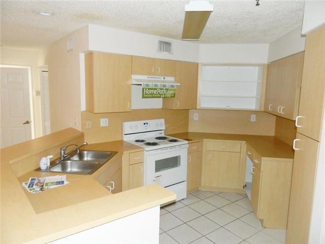 4685 Northwest 9th Street, Unit 201E Miami, FL 33126 - Photo 2 of 12