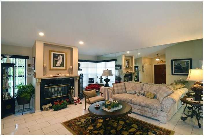 910 Southwest 87th Terrace Plantation, FL 33324 - Photo 21 of 27 Gallery Image 21