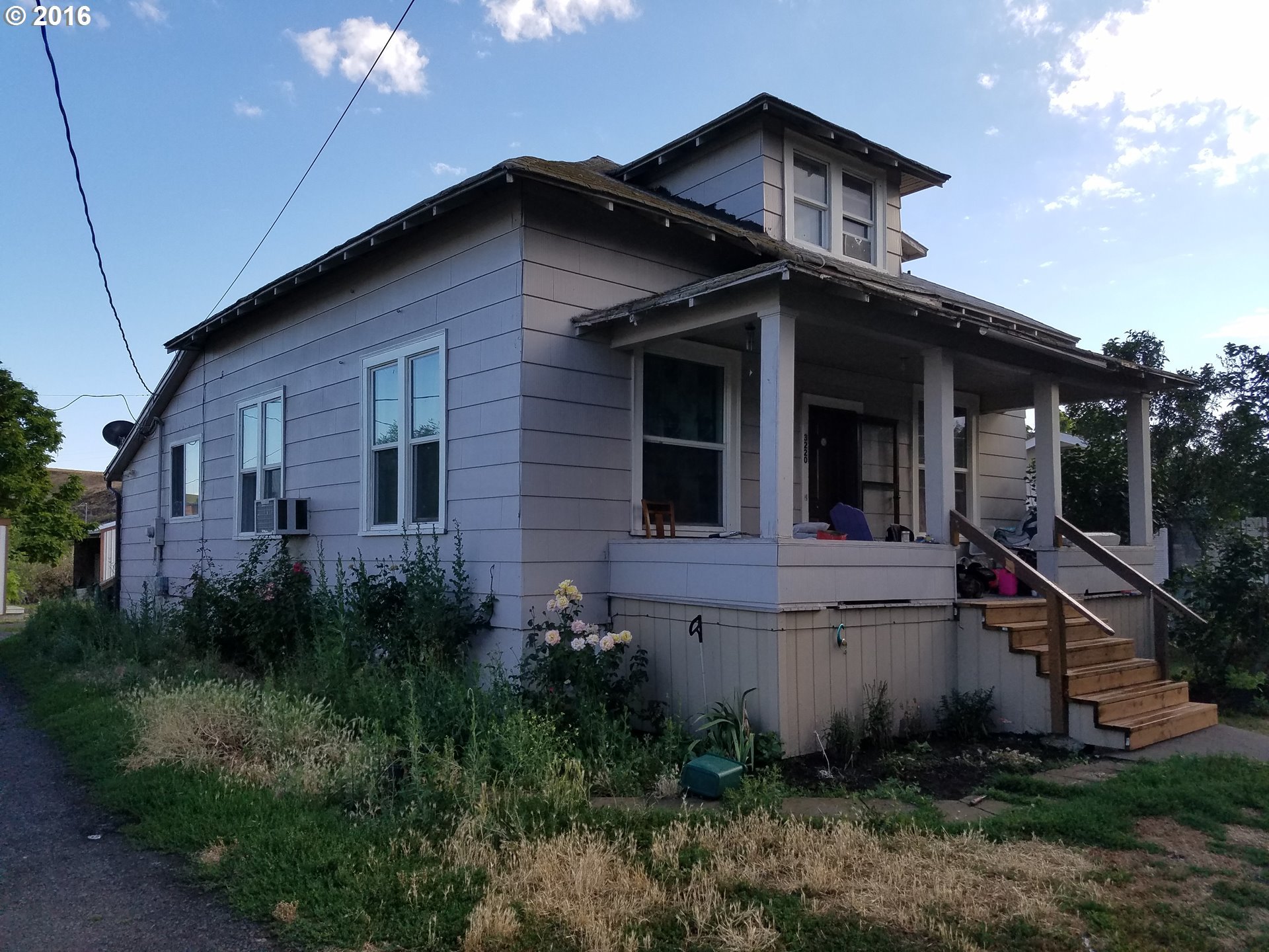 3220 Northeast Riverside Avenue Pendleton, OR 97801 - Photo 1 of 5