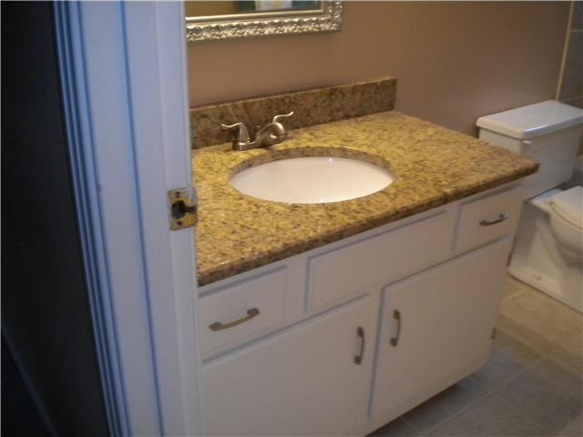 1980 Cordes Road Germantown, TN 38139 - Photo 20 of 23 Updated Guest Bath New Tile and Granite!