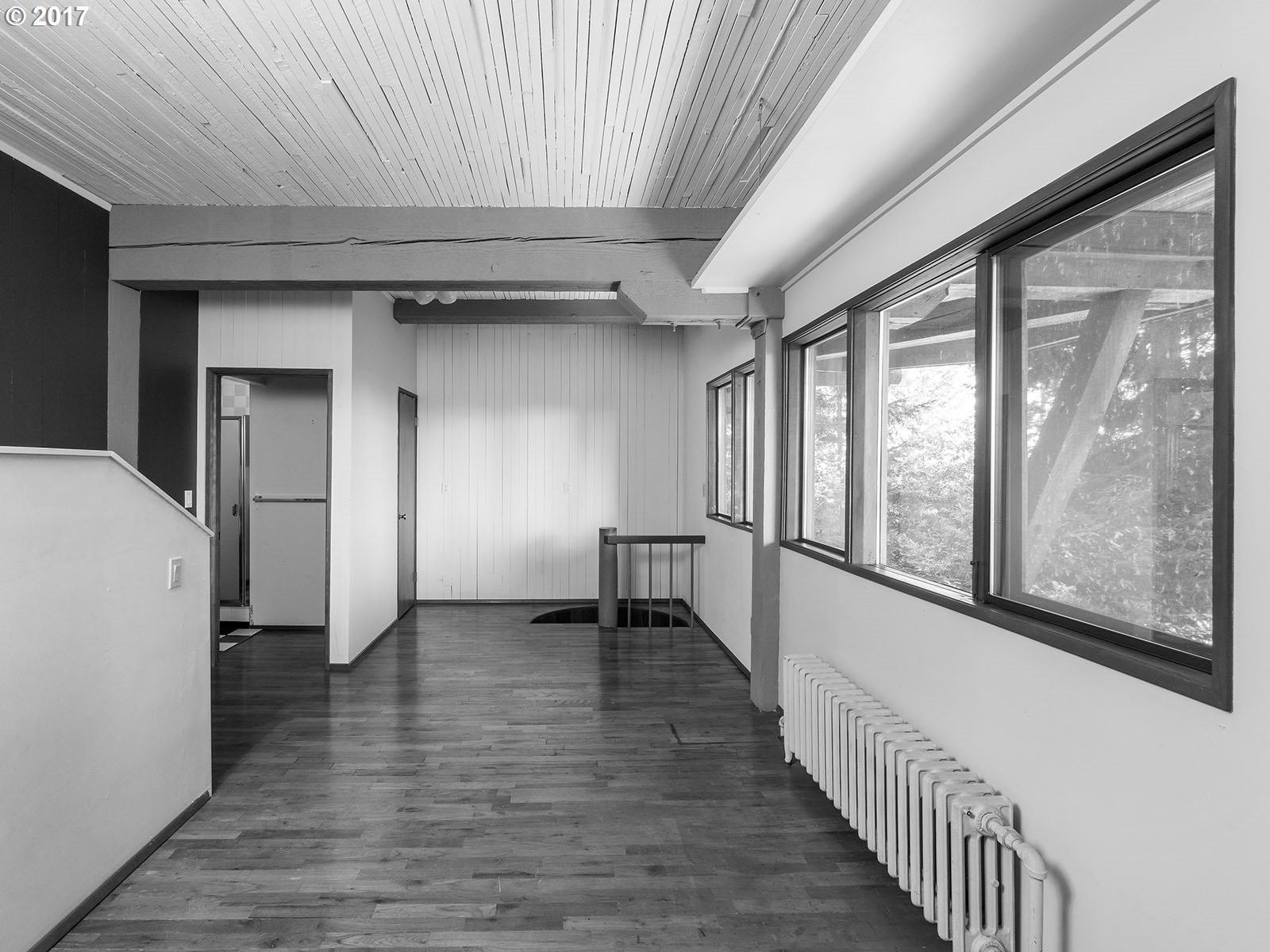 3136 Southwest Fairmount Boulevard Portland, OR 97239 - Photo 19 of 32 Gallery Image 19