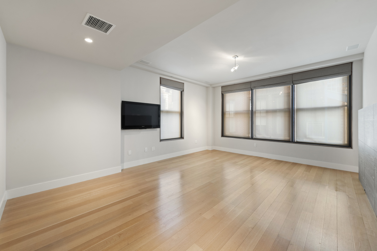 32 West 18th Street, Unit 11A Manhattan, NY 10011 - Photo 17 of 26