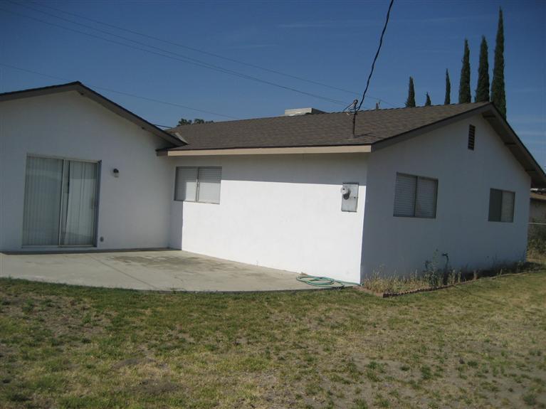 4216 Harris Road Bakersfield, CA 93313 - Photo 8 of 8 Gallery Image 8
