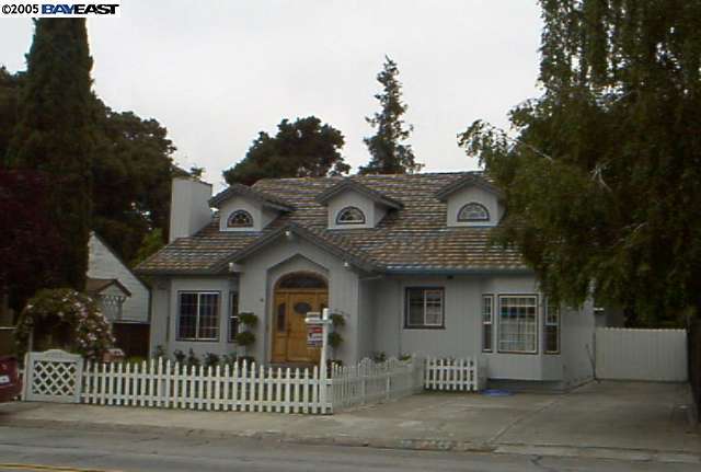 21555 Lake Chabot Road Castro Valley, CA 94546 - Photo 1 of 1 Gallery Image 1