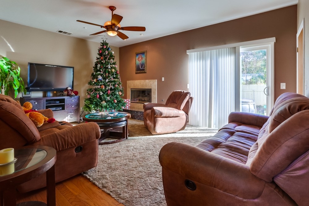 230 Holly Road El Cajon, CA 92021 - Photo 8 of 25 Gallery Image 8