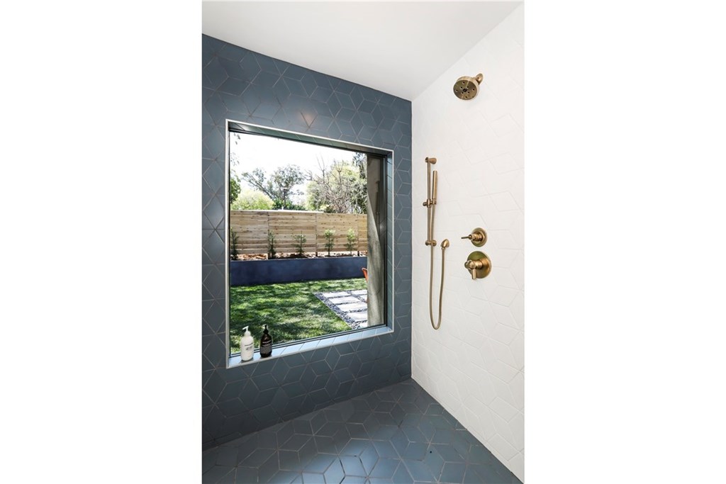 945 Jane Place Pasadena, CA 91105 - Photo 21 of 33