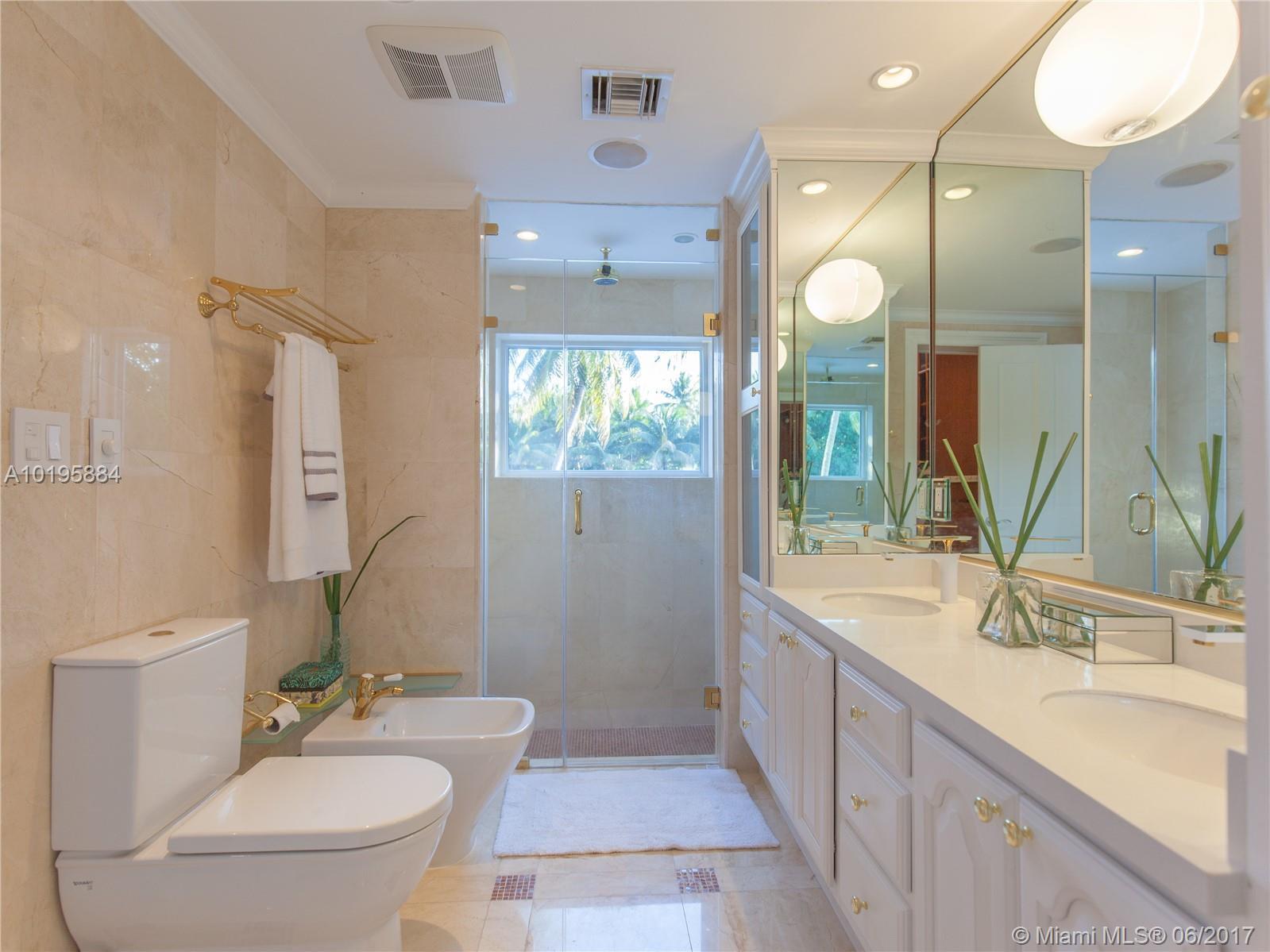 650 Lake Road Miami, FL 33137 - Photo 15 of 41