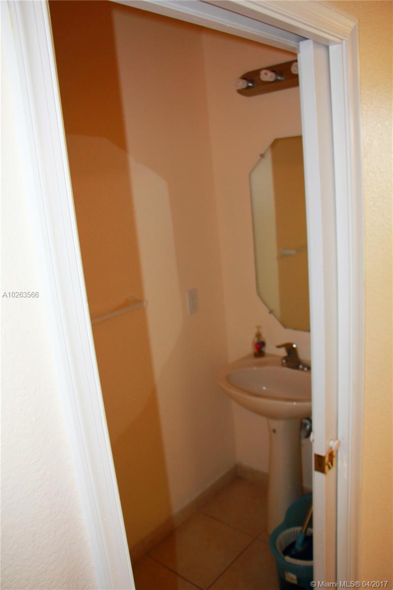 8233 Southwest 29th Street, Unit 102 Miramar, FL 33025 - Photo 25 of 33
