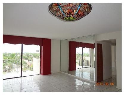 2350 Northeast 135th Street, Unit 804 North Miami, FL 33181 - Photo 3 of 10