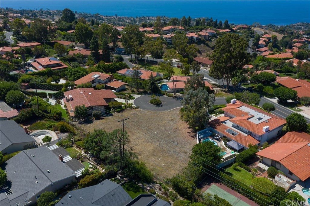 2004 Muros Place Palos Verdes Estates, CA 90274 - Photo 8 of 18