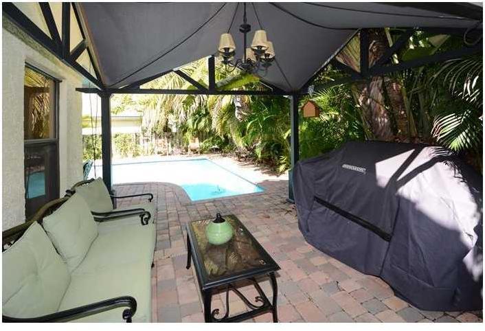 3230 Overlook Road Davie, FL 33328 - Photo 20 of 23