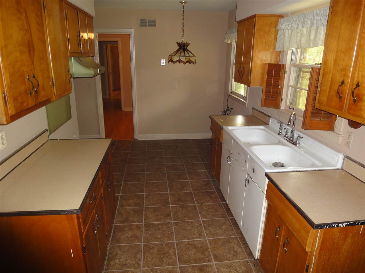 1650 Raymore Road Memphis, TN 38117 - Photo 10 of 12