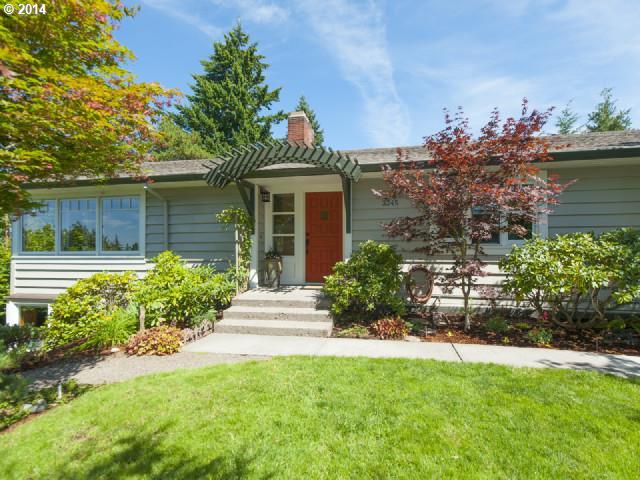 3345 Southwest Hamilton Court Portland, OR 97239 - Photo 1 of 16