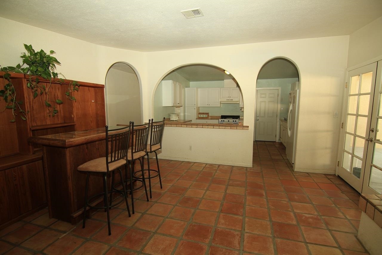 1361 Bluegrass Road Vista, CA 92083 - Photo 7 of 19