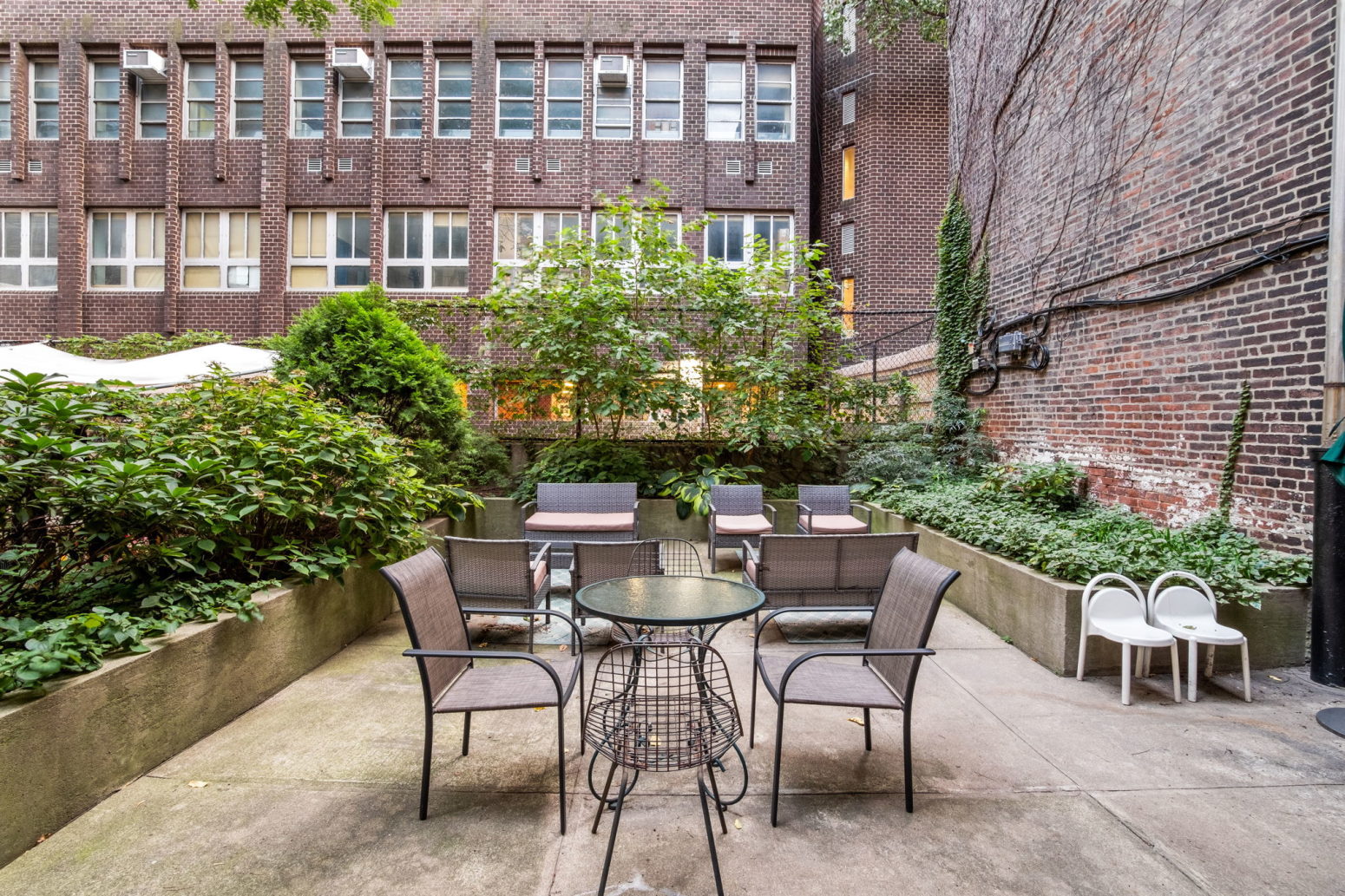 240 East 24th Street, Unit 3B Manhattan, NY 10010 - Photo 7 of 7