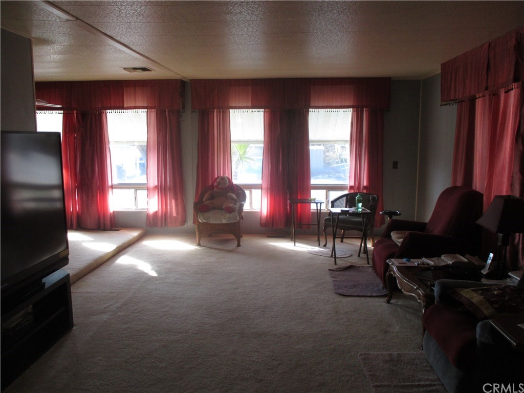 721 North Sunset Banning, CA 92220 - Photo 9 of 10