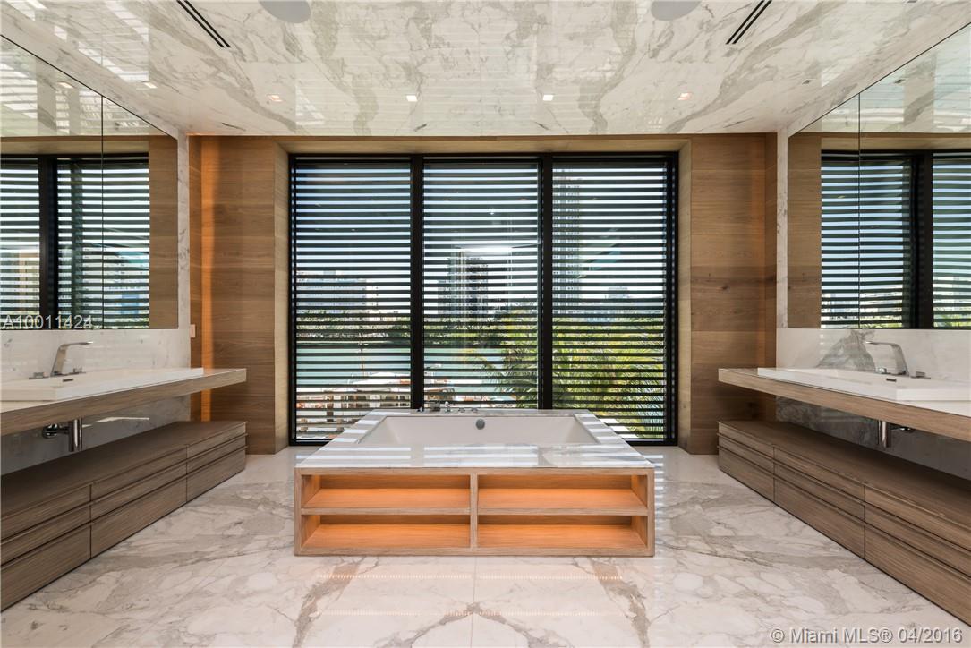 6411 Allison Road Miami Beach, FL 33141 - Photo 18 of 35